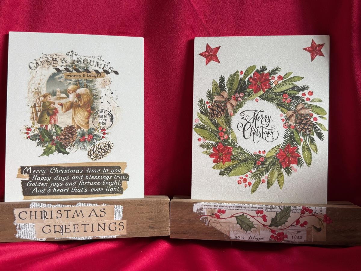 Holiday wooden picture with stand