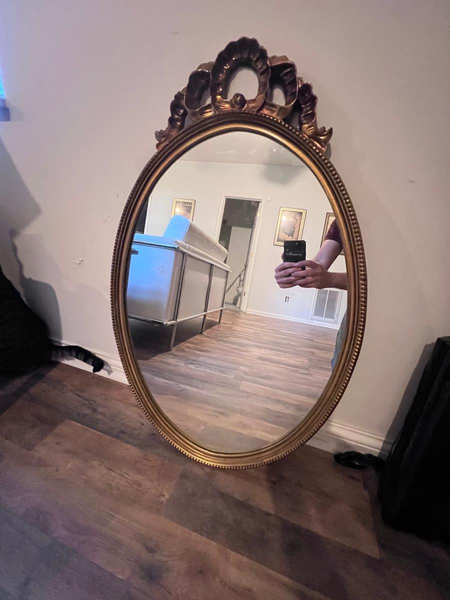 Grandiose Gold-Leaf Oval Mirror with Ornate Wood Carvings